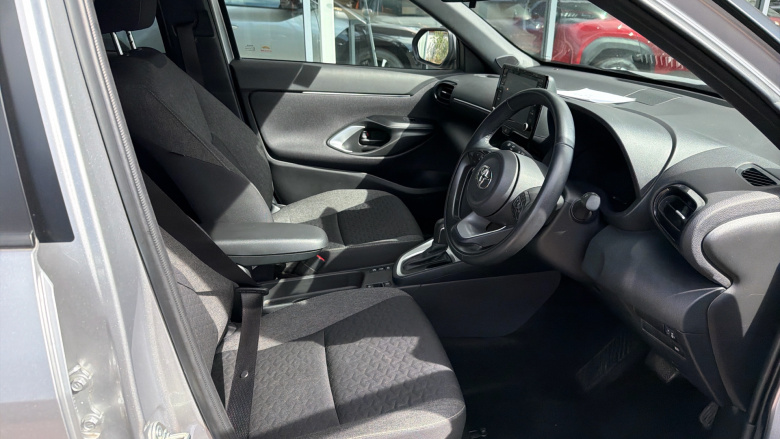 Toyota Yaris Cross 1.5 Hybrid Design 5dr CVT Hybrid Estate